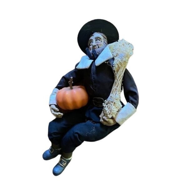 Lynn Haney Holiday Collection Thanksgiving Pilgrim Man Figurine Pumpkin Fall - Picture 4 of 12